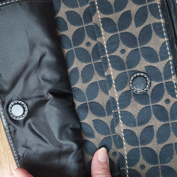 FOSSIL Medium size adjustable strap handbag with coffee brown and black pattern - Picture 6 of 11